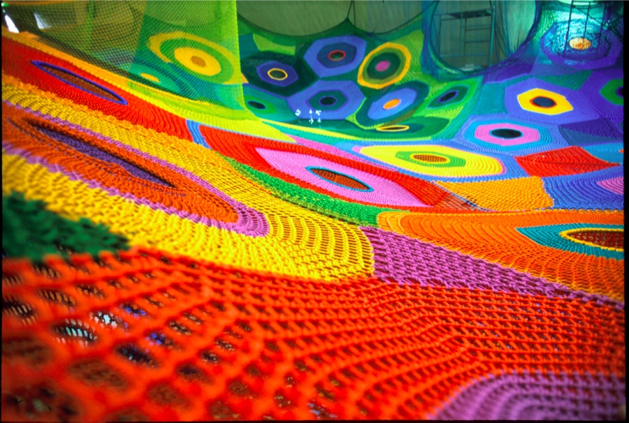 Toshiko Horiuchi MacAdam, Rainbow Nest, Takino Suzuran National Park, Hokkaido, Japan (installed 2000) by Toshiko Horiuchi MacAdam with Interplay Design & Manufacturing, Inc. Photo Masaki Koizumi