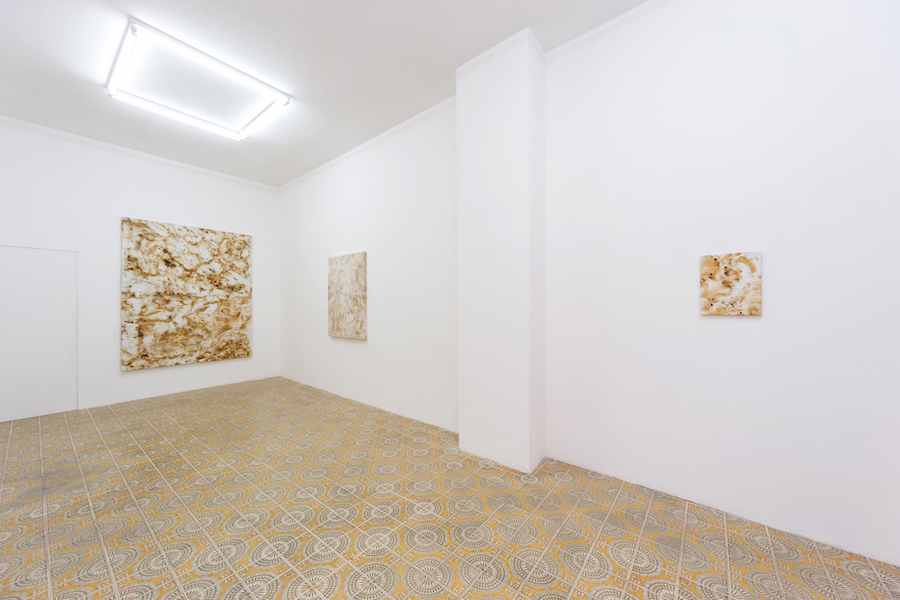 Alessandro Moroder,   Domenica - Acappellla,    Napoli - Installation view - photo Danilo Donzelli