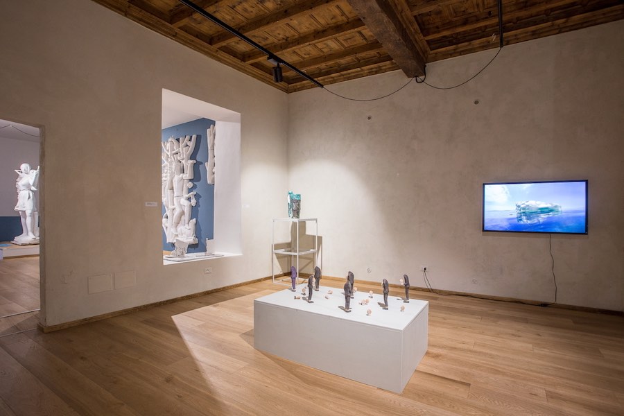 Caducità. Il frammento come auto-rappresentazione nella ceramica d’arte italiana - Installation view, MIDeC, Laveno Mombello 2018