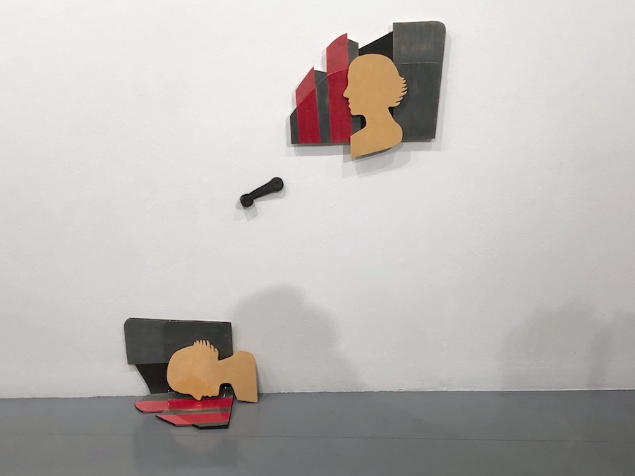 Emma Hart, Banger, Installation view - Fruitmarket Gallery, Edimburgo 2018
