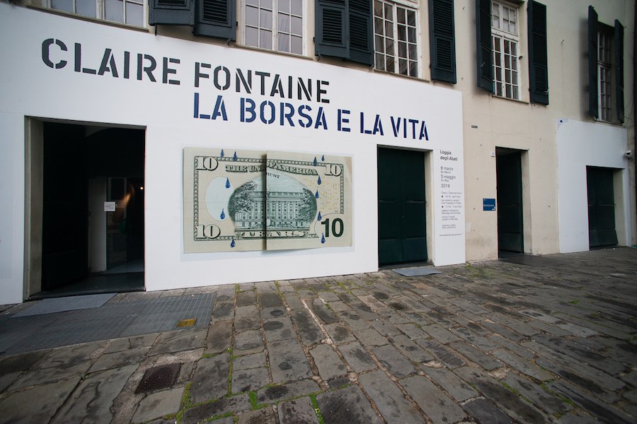 Claire Fontaine - La borsa e la vita - Installation view, Palazzo Ducale, Genova