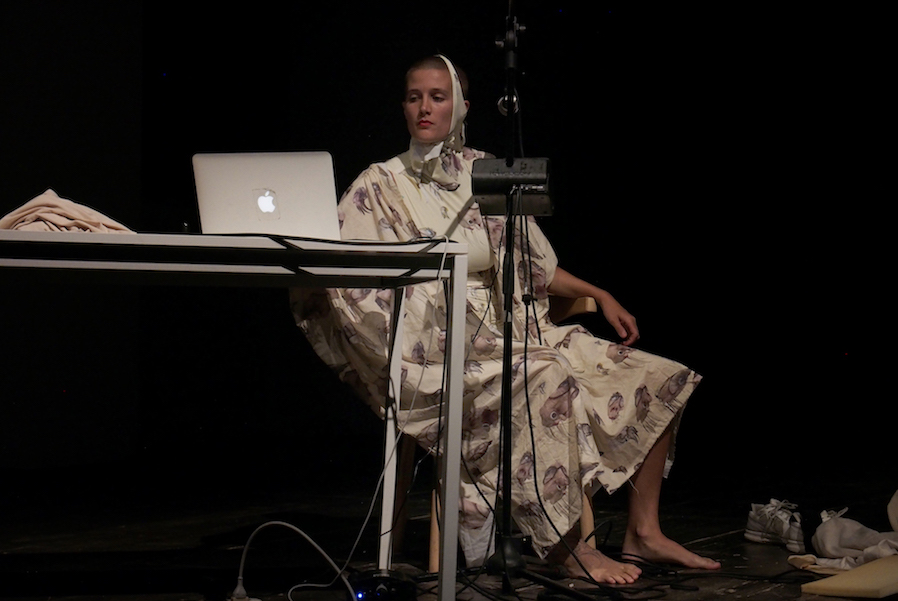 Madison Bycroft, Mollusc theory – soft bodies - LIVE WORKS - Performance Act Award - Vol. 5, Centrale Fies - Ph. Alessandro Sala